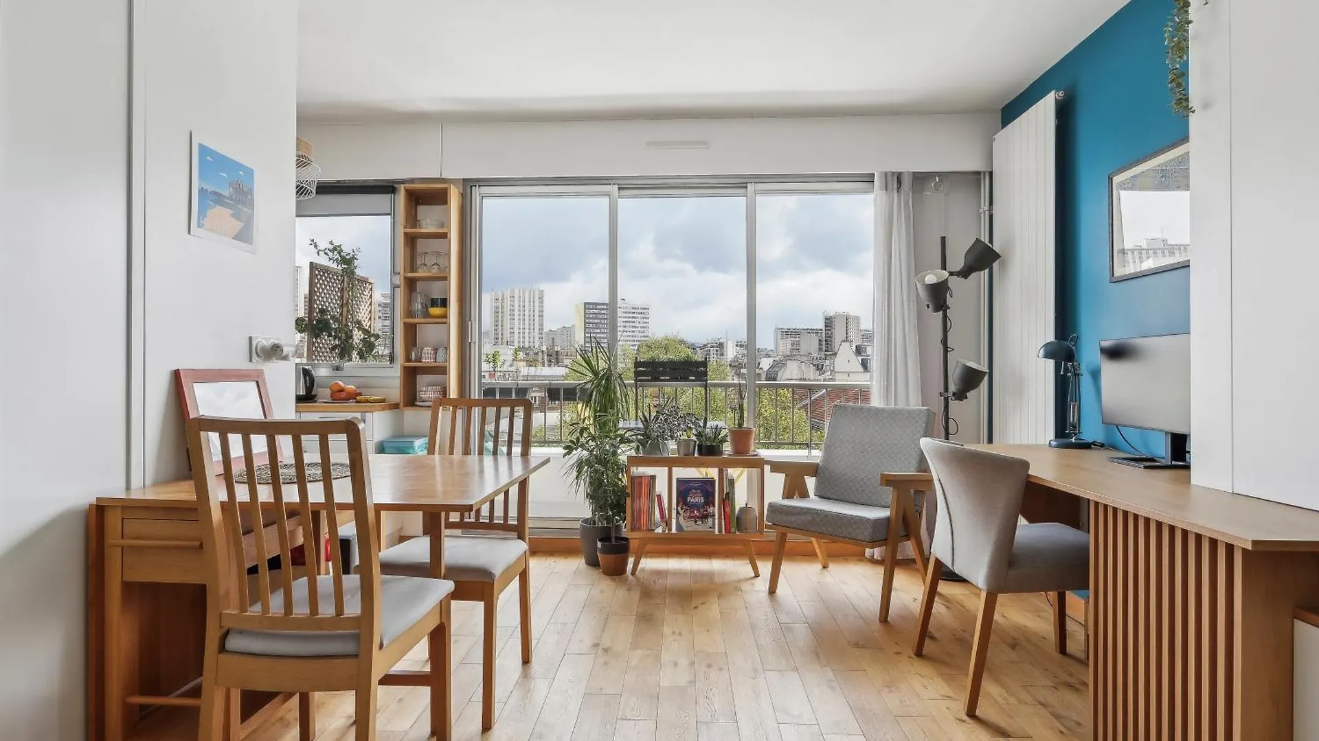 Appartement Parisien Minimaliste Et Design By Weekome 0*, Paris France